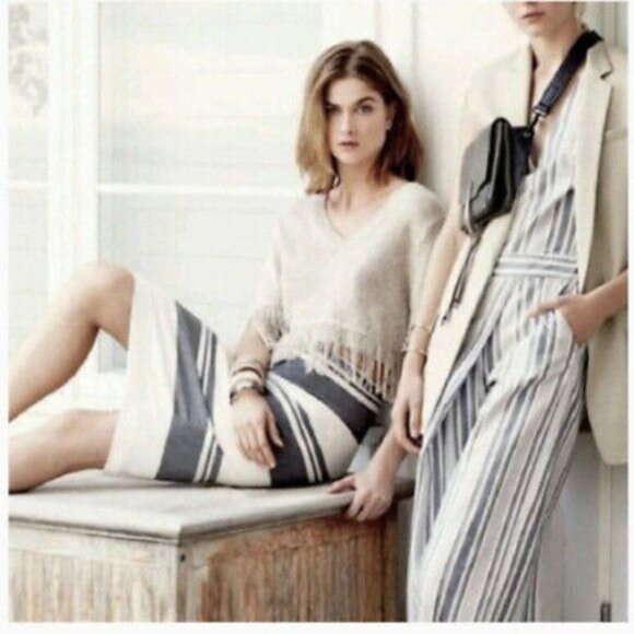 Creatures of Comfort Fringe V Neck Sweater Kendall Jenner - Picture 8 of 10